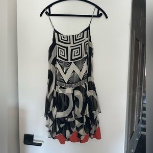 DVF SILK VINTAGE MINI DRESS IN USED CONDITION